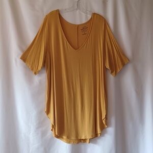Torrid Super Soft Favorite V-Neck Tunic Tee Mustard Yellow Short Sleeves Size 3X